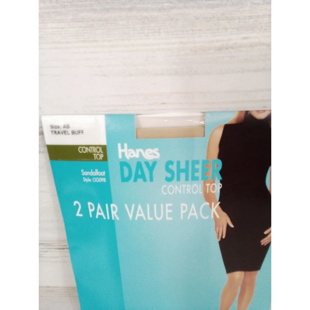 Hanes Day Sheer Control Top Sandalfoot Travel Buff Size AB pantyhose